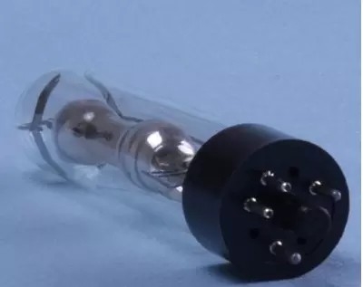 High quality 20W GP20Na lamp 4 pins base  for optometer machine Screw base GP20Na lamp