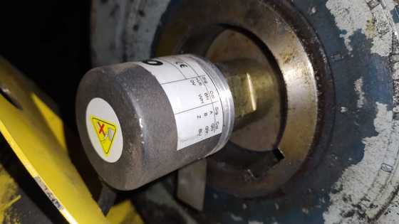 6mm shaft Rotary encoder type 10-30 vdc speed sensor to be installed on the saimo f57 carbon feeder belt motor PLR2300